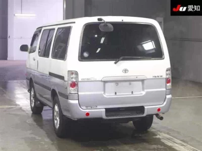 Toyota HIACE VAN  с аукциона в Японии