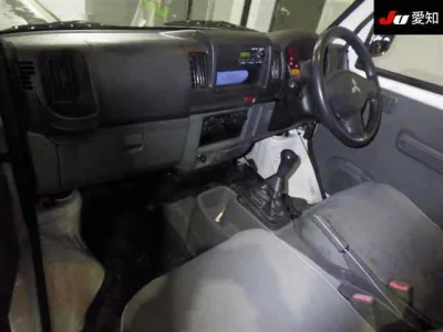 Mitsubishi MINICAB VAN