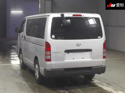 Toyota HIACE VAN  с аукциона в Японии