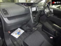 Toyota NOAH лот № 30769 оценка R  с аукциона в Японии 2