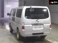 Nissan CARAVAN VAN лот № 20126 оценка R  с аукциона в Японии 1