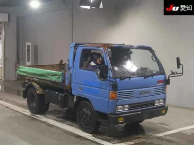 Mazda TITAN  с аукциона в Японии