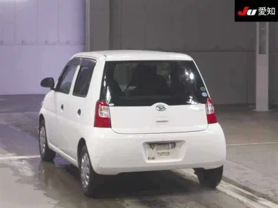 Daihatsu Esse