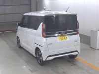 Nissan ROOX лот № 3009 оценка 3.5  с аукциона в Японии 1