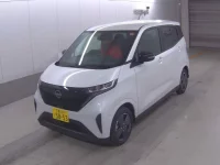 Nissan SAKURA лот № 3071 оценка 3.5  с аукциона в Японии 2