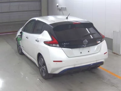 Nissan LEAF  с аукциона в Японии