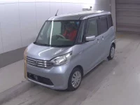 Nissan DAYZ ROOX лот № 8019 оценка R  с аукциона в Японии 2