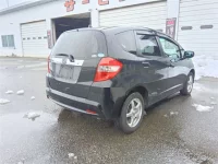 Honda FIT лот № 7501 оценка 3.5  с аукциона в Японии 3