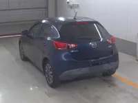 Mazda DEMIO лот № 4018 оценка 3  с аукциона в Японии 1