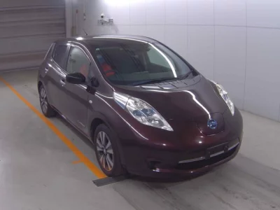Nissan LEAF  с аукциона в Японии