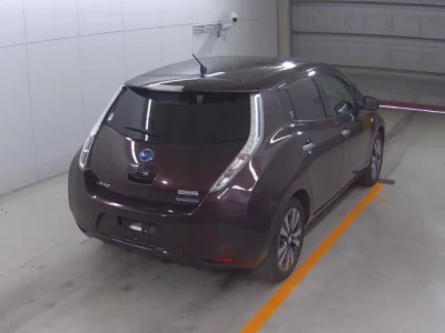 Nissan LEAF  с аукциона в Японии