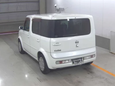 Nissan CUBE  с аукциона в Японии
