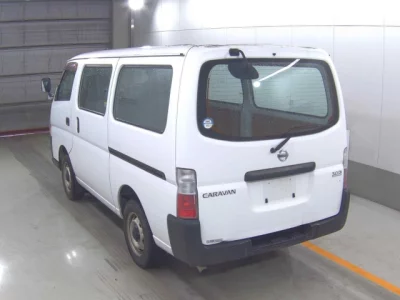 Nissan CARAVAN VAN  с аукциона в Японии