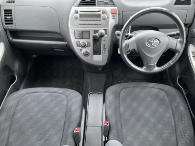 Toyota RACTIS  с аукциона в Японии