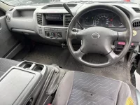 Nissan CARAVAN VAN лот № 1451 оценка 3.5  с аукциона в Японии 3