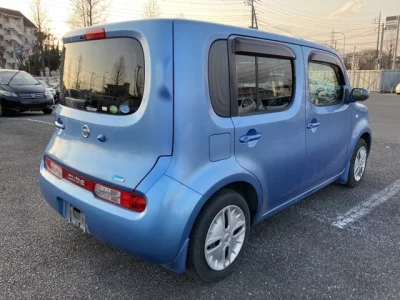 Nissan CUBE