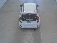 Honda FIT лот № 1738 оценка 3.5  с аукциона в Японии 2