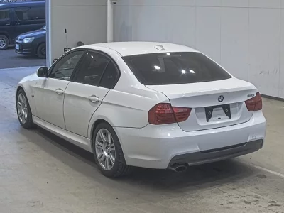 BMW 3-Series  с аукциона в Японии