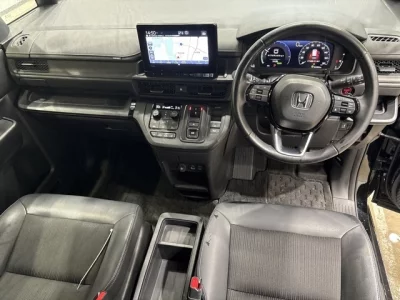 Honda STEP WAGON  с аукциона в Японии