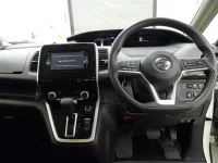 Nissan SERENA лот № 45 оценка 4  с аукциона в Японии 4