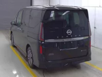 Nissan SERENA лот № 1037 оценка 4  с аукциона в Японии 1
