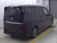 Nissan SERENA лот № 1037 оценка 4  с аукциона в Японии 3