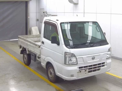 Nissan CLIPPER TRUCK  с аукциона в Японии