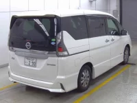 Nissan SERENA лот № 205 оценка 3.5  с аукциона в Японии 3