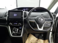 Nissan SERENA лот № 205 оценка 3.5  с аукциона в Японии 4