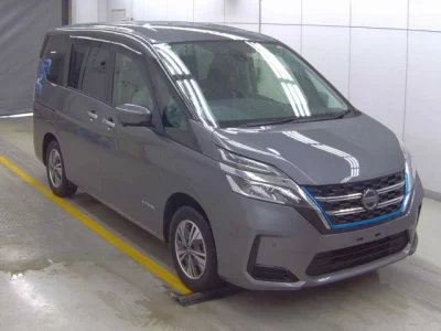 Nissan SERENA  с аукциона в Японии