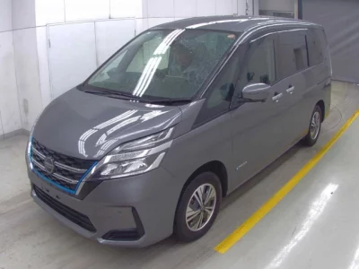 Nissan SERENA  с аукциона в Японии