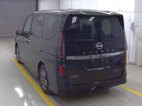 Nissan SERENA лот № 60 оценка R  с аукциона в Японии 1