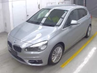 BMW 2-Series лот № 5079 оценка R  с аукциона в Японии 2