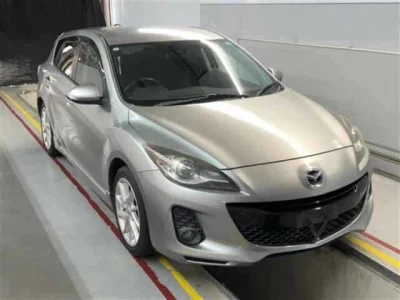 Mazda AXELA  с аукциона в Японии