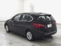 BMW 2-Series лот № 3056 оценка 4.5  с аукциона в Японии 1