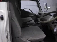 Toyota DYNA лот № 8001 оценка R  с аукциона в Японии 7