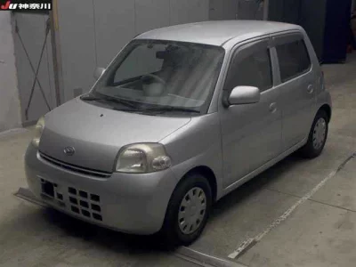 Daihatsu Esse