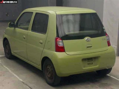 Daihatsu Esse