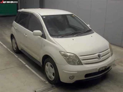 Toyota IST