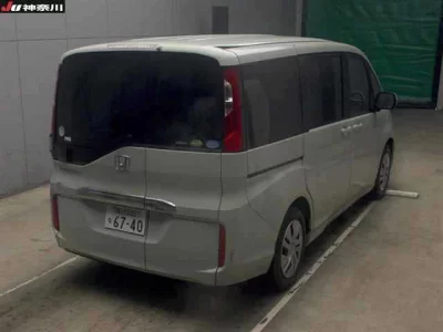 Honda STEP WAGON  с аукциона в Японии