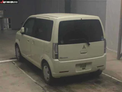Mitsubishi EK WAGON