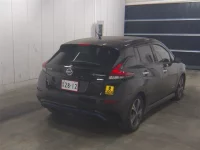 Nissan LEAF лот № 7011 оценка 3.5  с аукциона в Японии 4