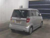 Honda ZEST лот № 1077 оценка 3.5  с аукциона в Японии 4