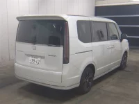 Honda STEP WAGON лот № 2012 оценка S  с аукциона в Японии 4