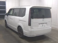 Honda STEP WAGON лот № 2012 оценка S  с аукциона в Японии 1