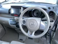 Honda N BOX лот № 7044 оценка 3  с аукциона в Японии 2