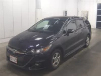 Honda STREAM лот № 1093 оценка 3  с аукциона в Японии 3
