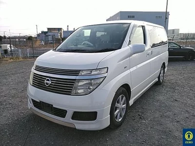 Nissan ELGRAND  с аукциона в Японии