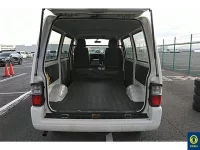 Mazda BONGO VAN лот № 4 оценка R  с аукциона в Японии 8