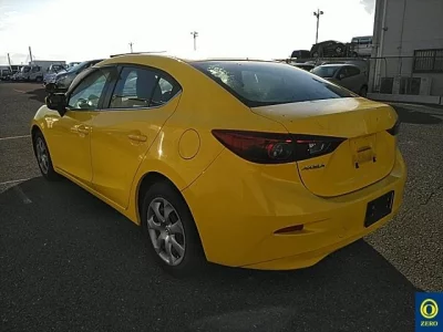 Mazda AXELA  с аукциона в Японии